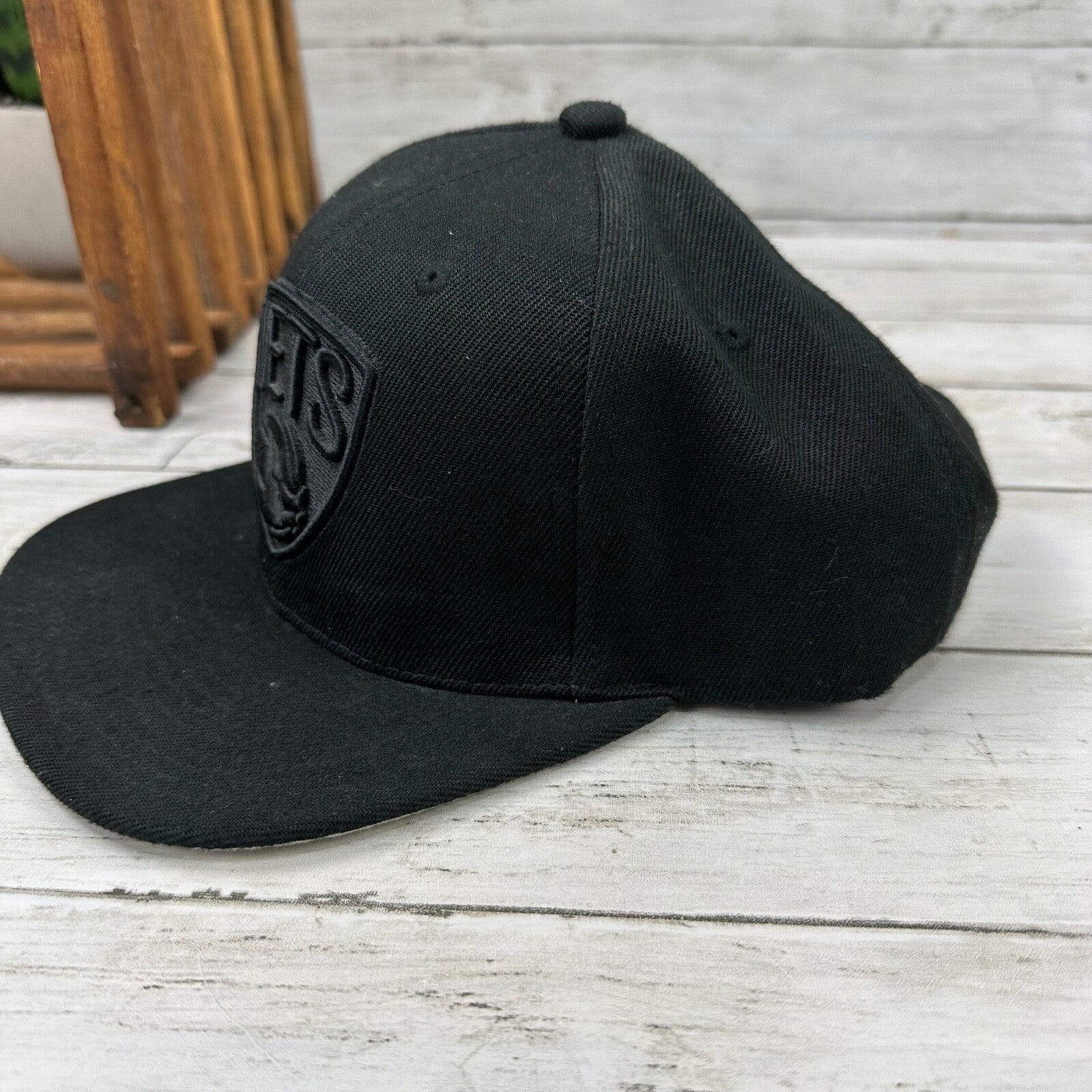 Mitchell and Ness NBA Brooklyn Nets Snapback Basketball Hat Cap All Black OS