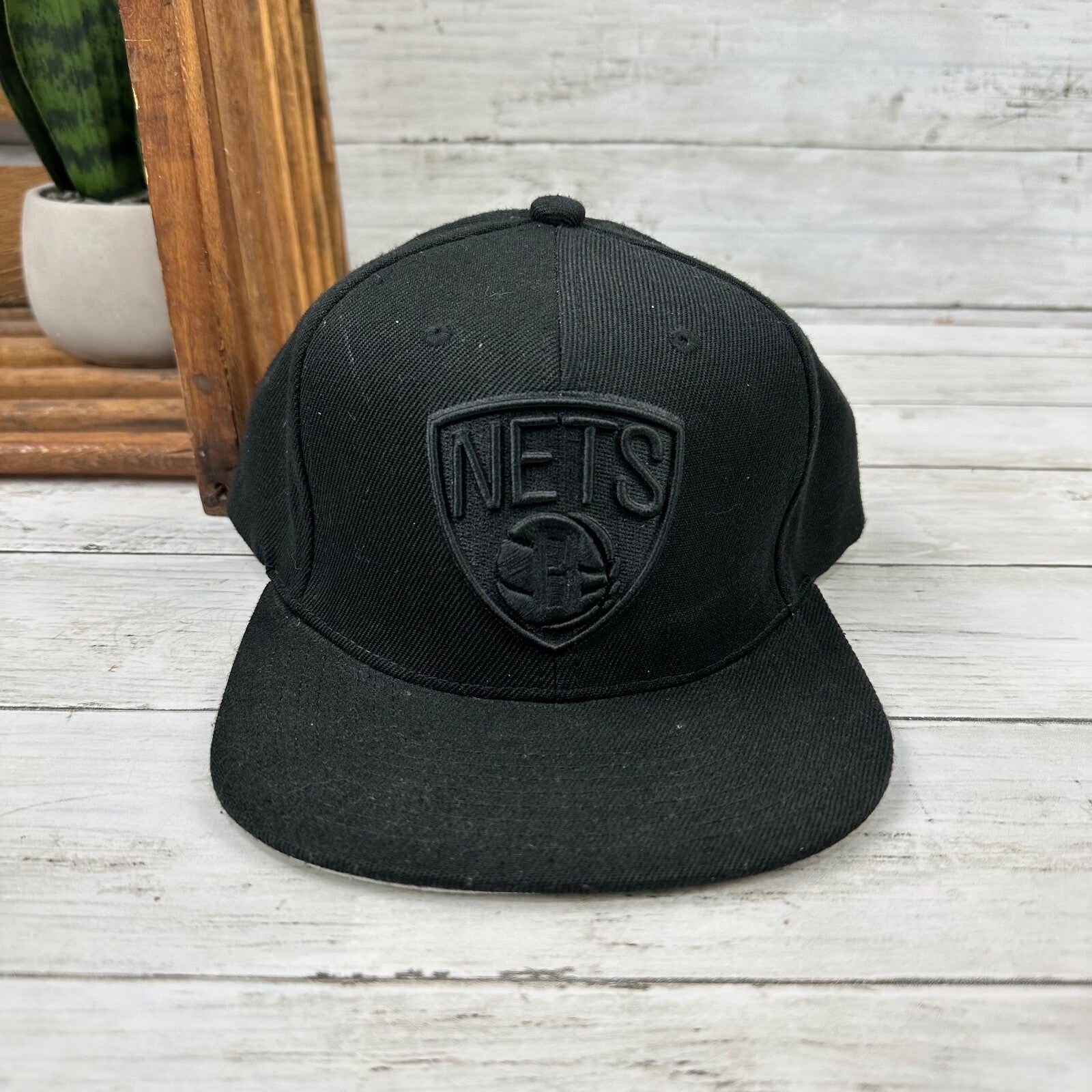 Mitchell and Ness NBA Brooklyn Nets Snapback Basketball Hat Cap All Black OS