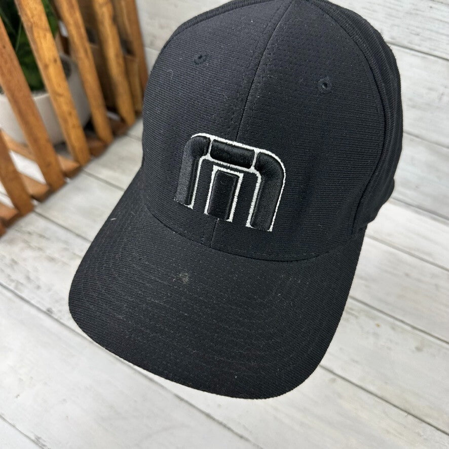 Travis Matthew Hat L-XL FlexFit Black Golf Cap Yupoong Polyester