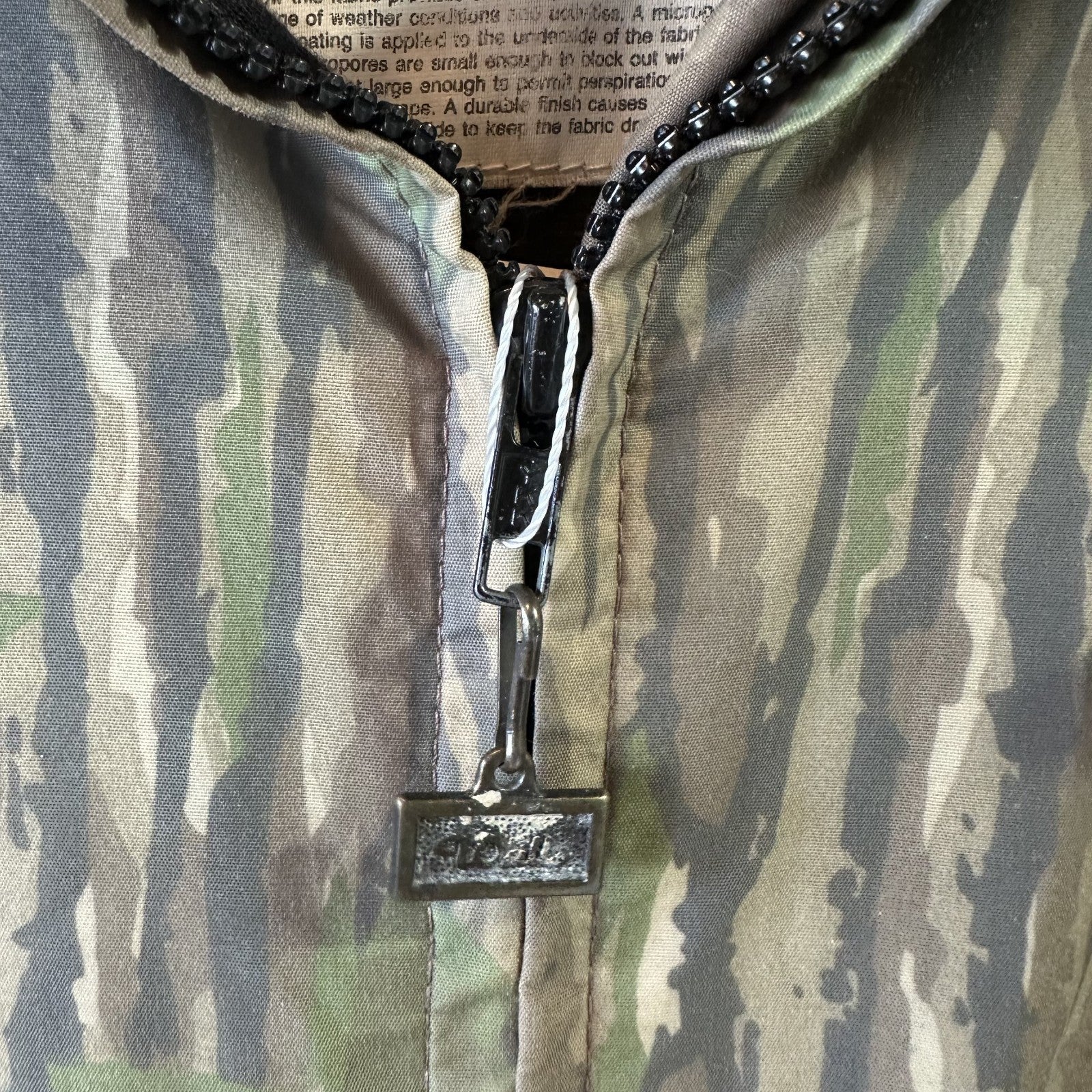 RainFair Realtree Camo Rain Jacket Mens Large Full Zip Hooded Hunting