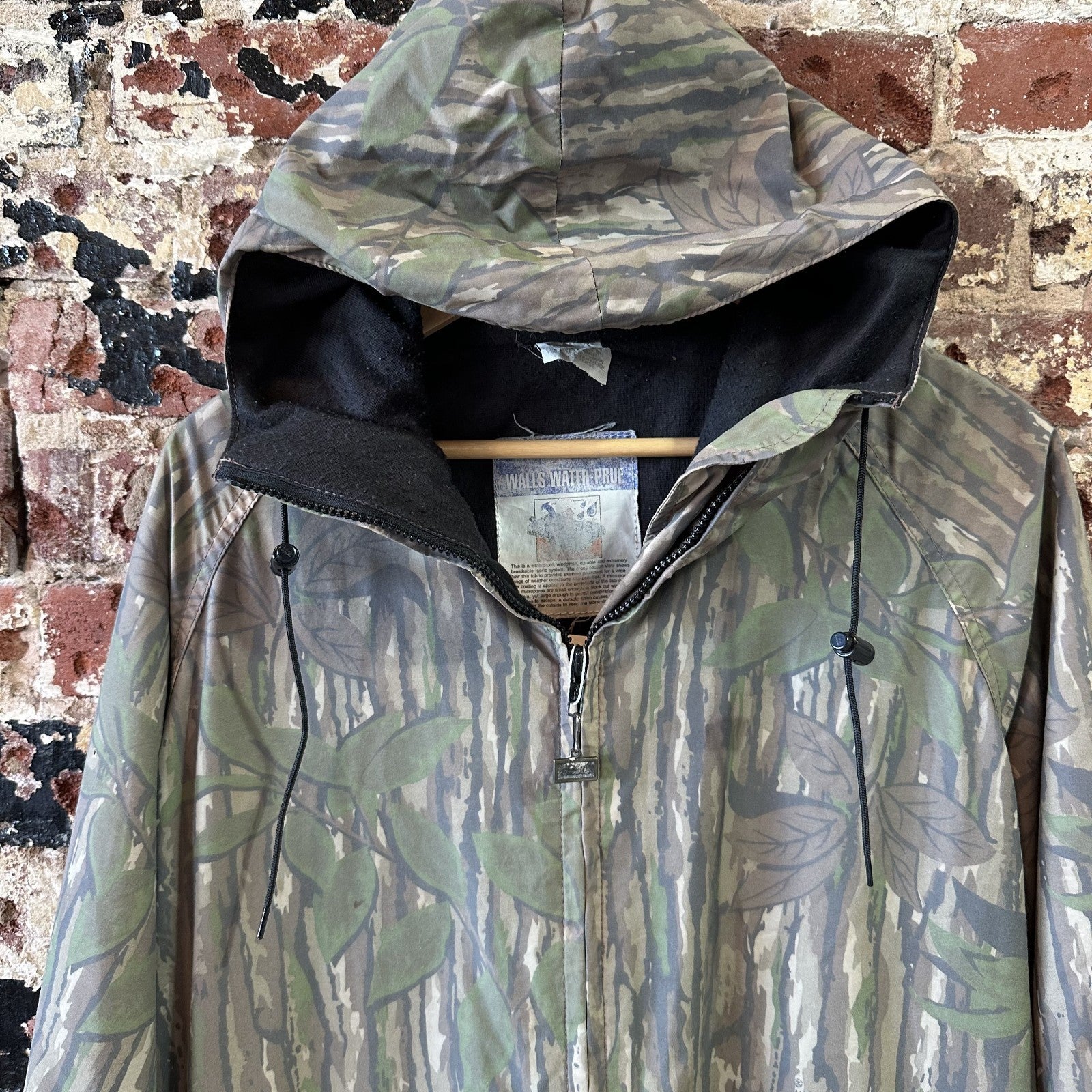RainFair Realtree Camo Rain Jacket Mens Large Full Zip Hooded Hunting