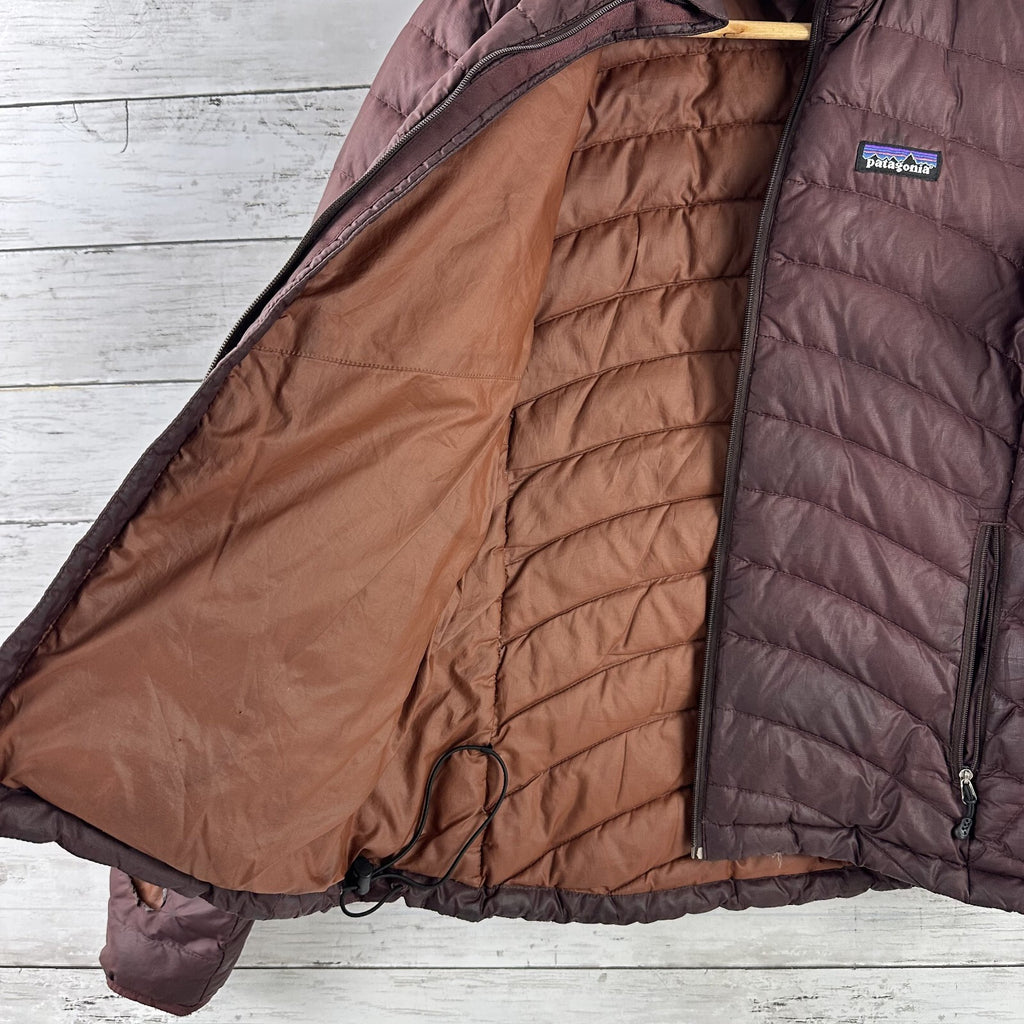 Patagonia Down Sweater Puffer Jacket Womens XS Burgundy Waterproof