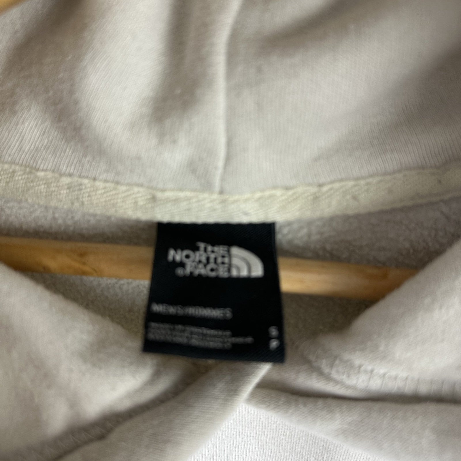 North Face Mens Small Hoodie Sweatshirt Pullover Bear logo tan beige