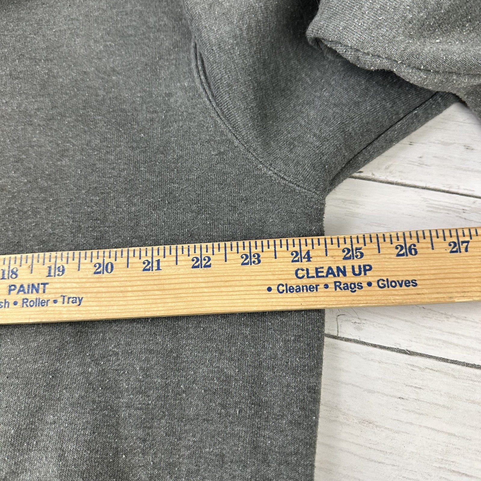 Carhartt Gray K288 Men's Size Medium Hoodie green sleeve Logo