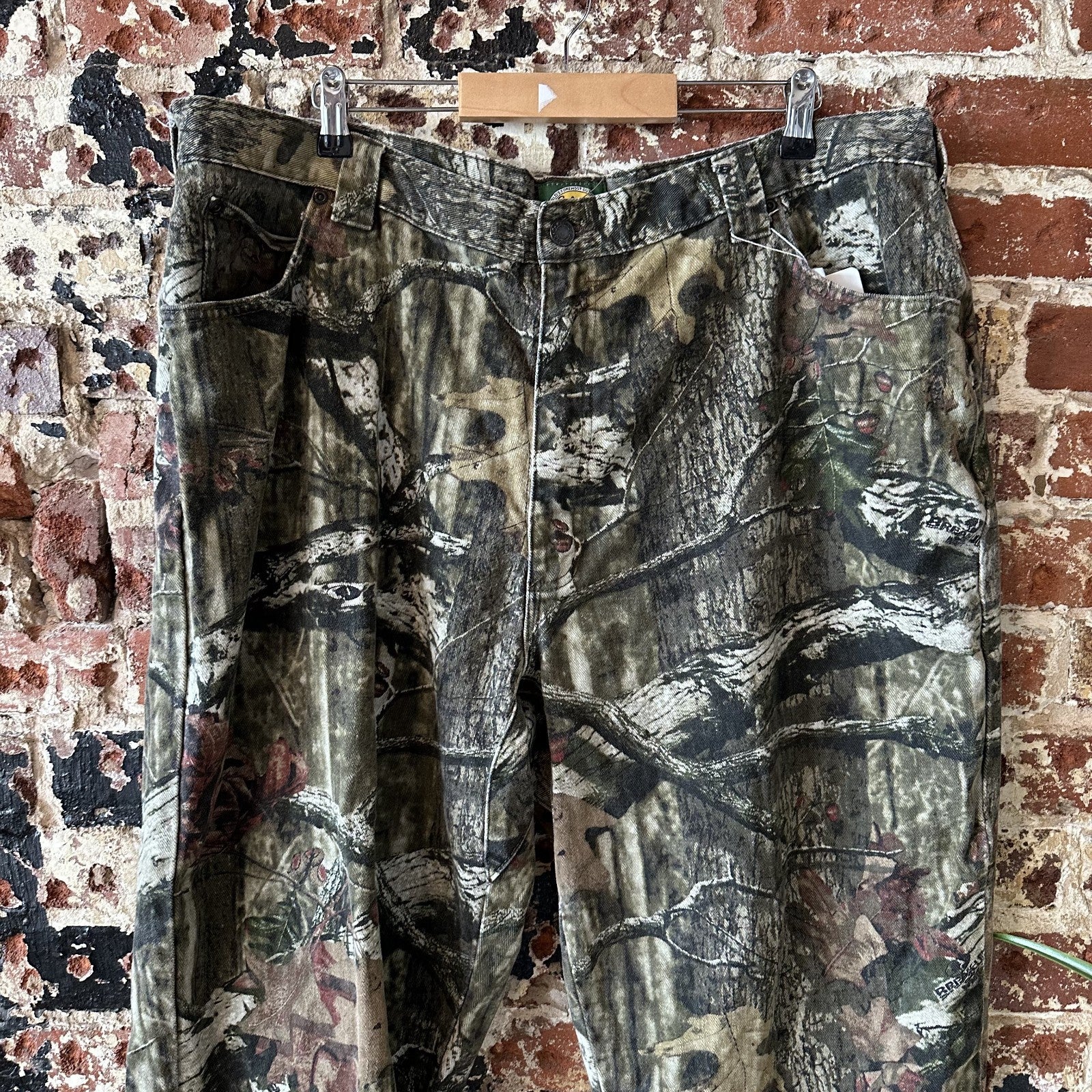 Cabelas Camo Jeans Pants Mens 44 Breakup Camouflage Straight Hunting 41x31"