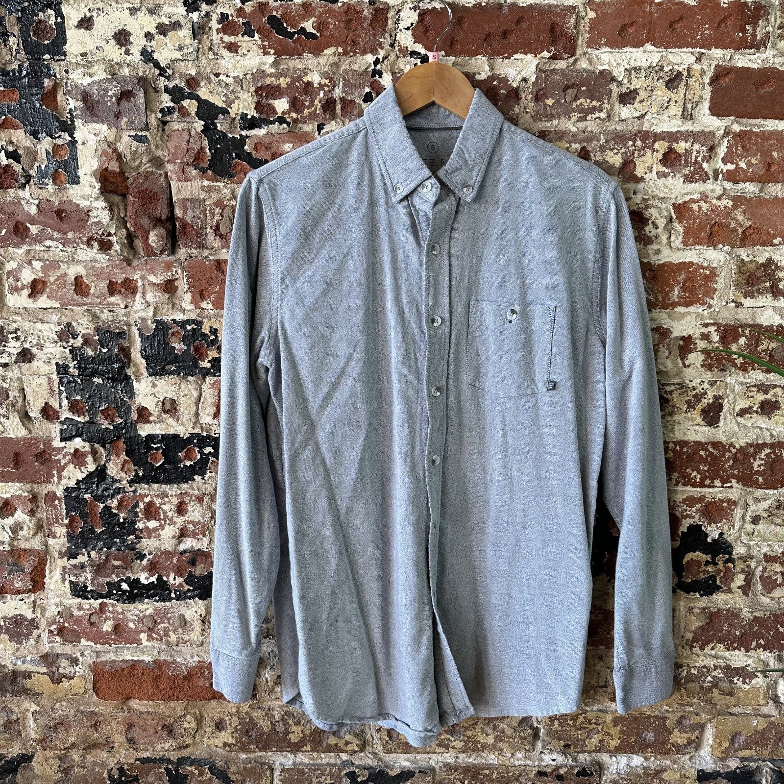 Free Fly Mens Bamboo Performance Button Down Shirt Long Sleeve Gray Size Small
