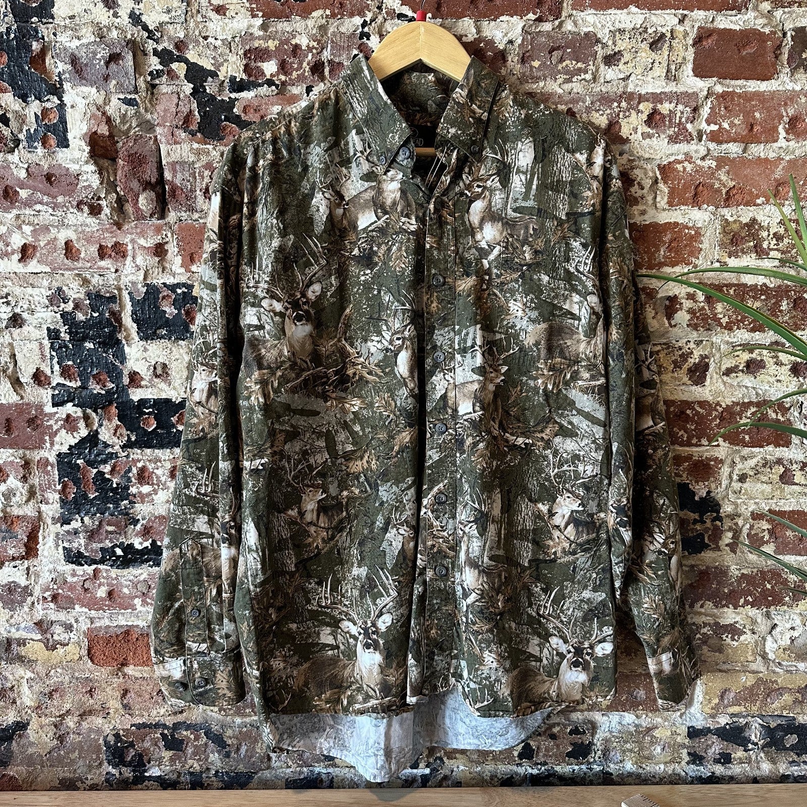 Red Head Button Down Shirt Mens Large Deer Print Brown Camouflage Buck Cotton