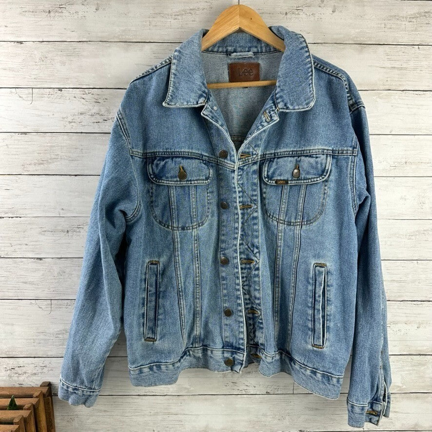 Vtg Lee Sz Large Button Front Crop Denim Trucker Jacket Light Wash Grunge