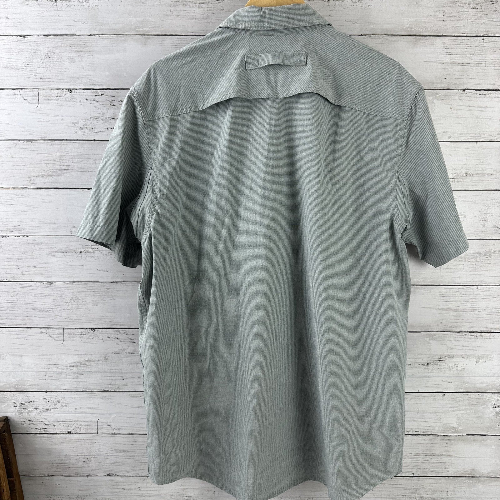 Duluth Trading Co Mens Large Short Sleeve Work Shirt Standard Fit Gray