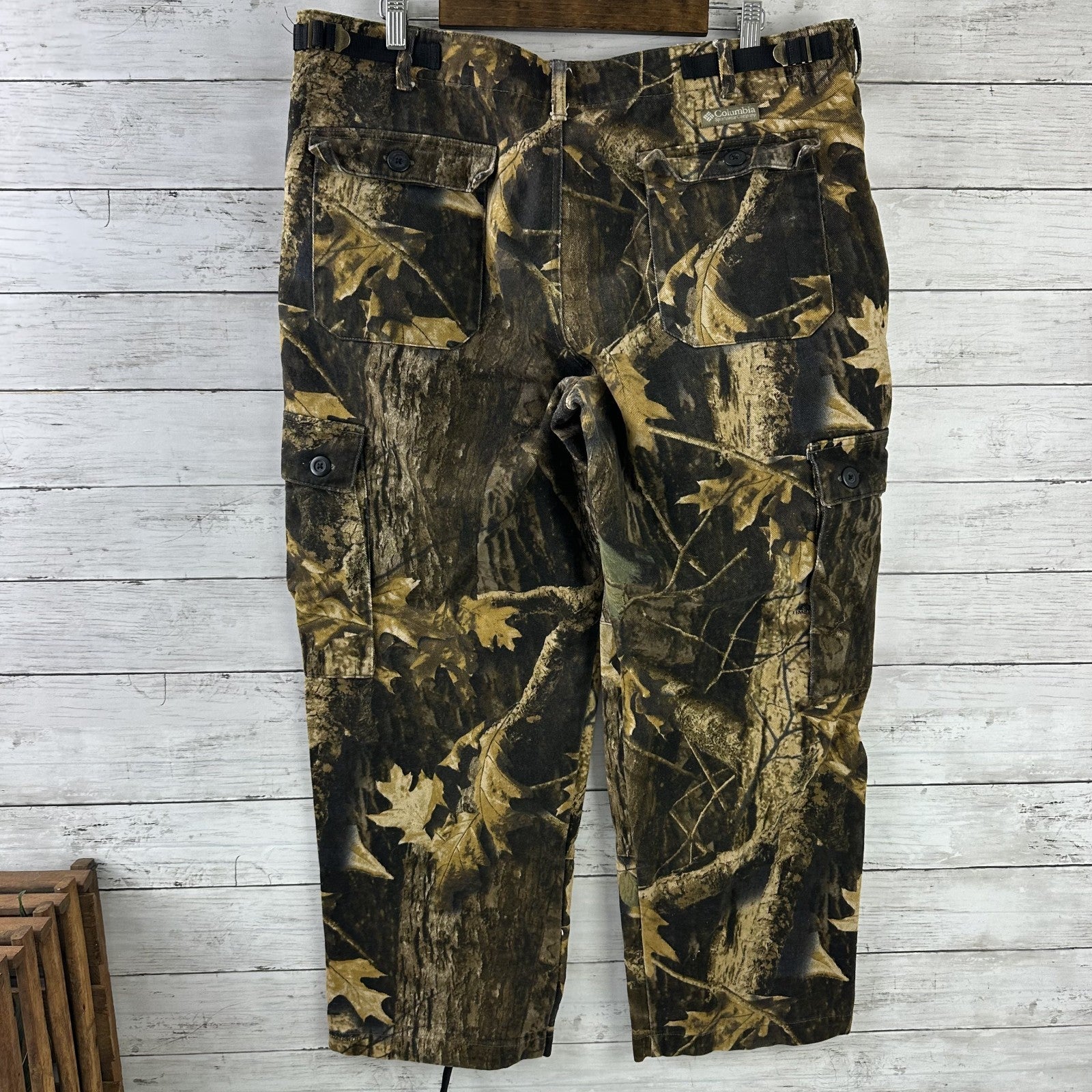 Columbia Timber Wolf Camo Cargo Hunting Pants Men’s size 36x30