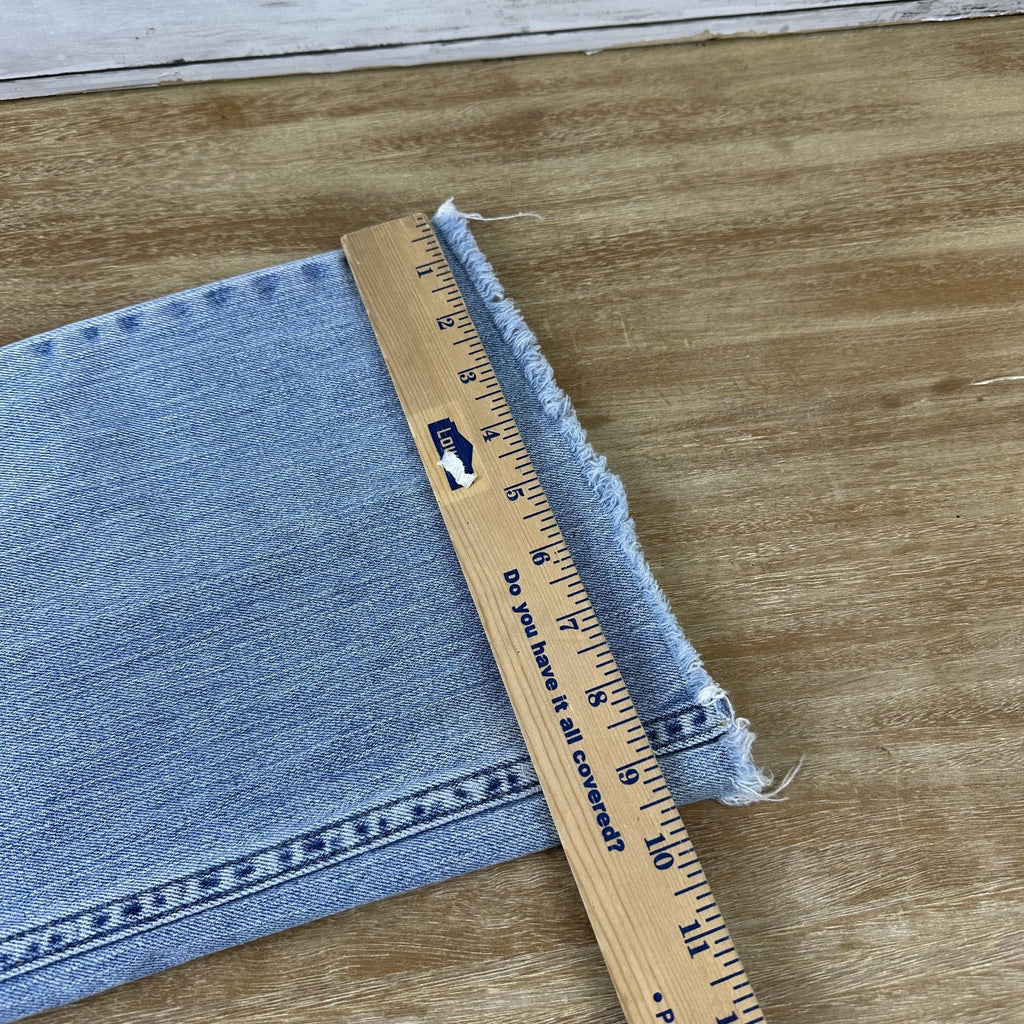 Carhartt WB050 Curvy Fit blue jeans Womens 16x30 (38x29") distressed