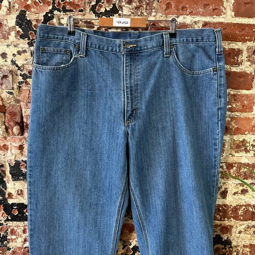 Carhartt Jeans Men Size 42x32 Blue Jean Workwear Relaxed Fit 5 pocket