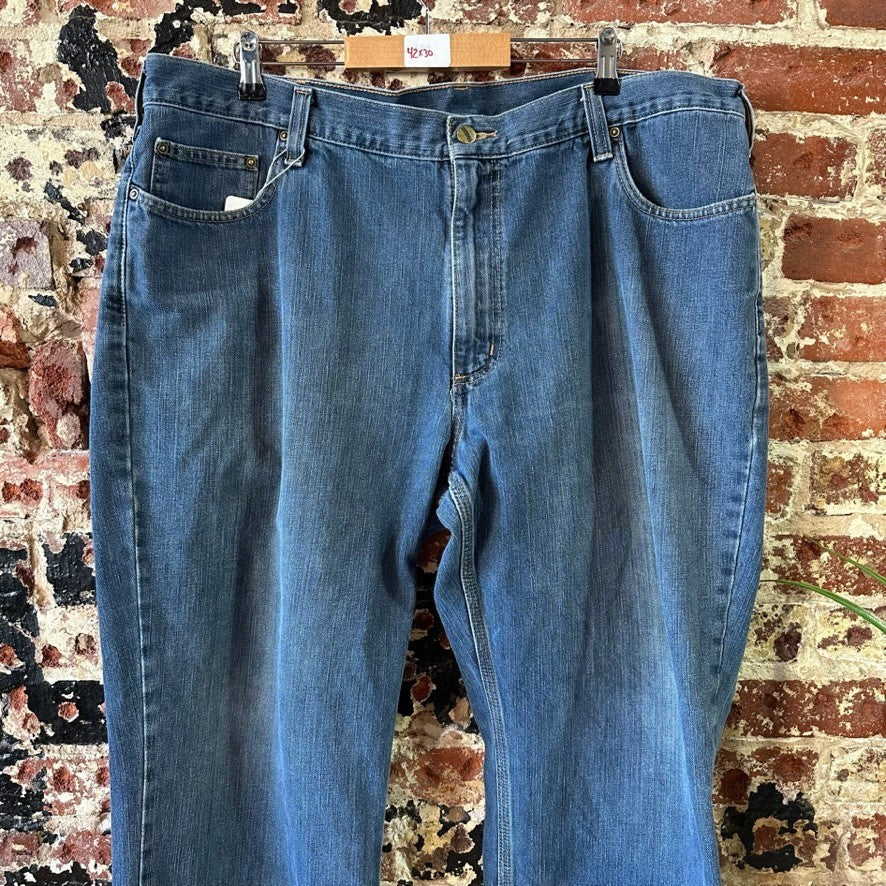 Carhartt Jeans Mens 42x30 Blue denim (measures 42x29.5) workwear 5 pocket