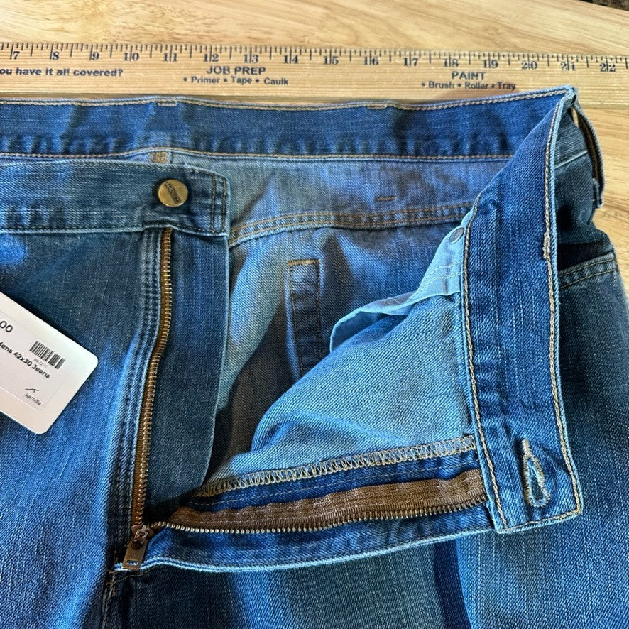 Carhartt Jeans Mens 42x30 Blue denim (measures 42x29.5) workwear 5 pocket