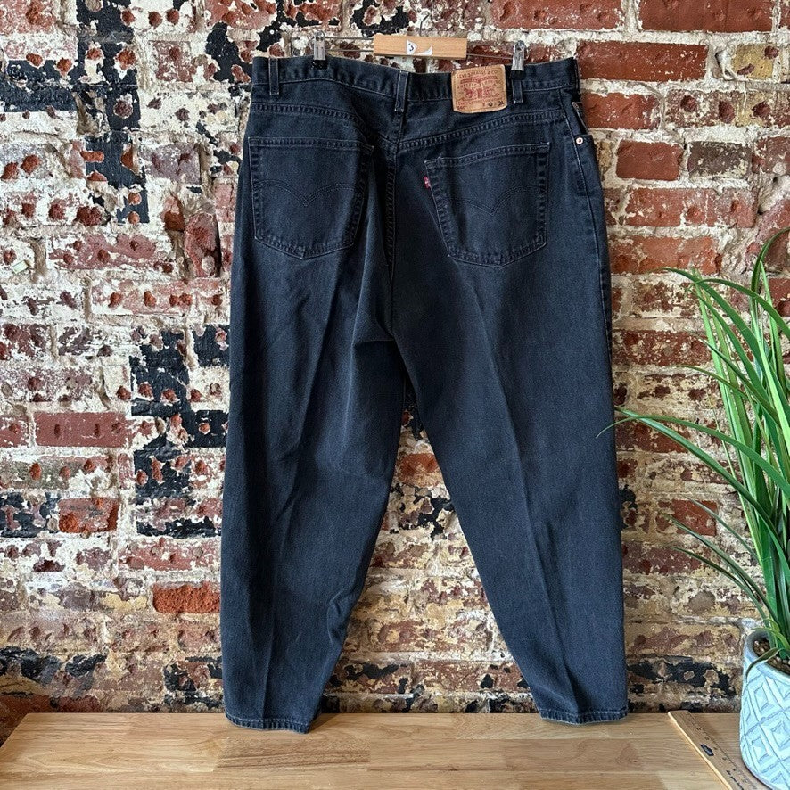 VTG Levis 560 Loose Fit Tapered Leg 40x29.5 Black Red Tab Jeans Levi's Levi
