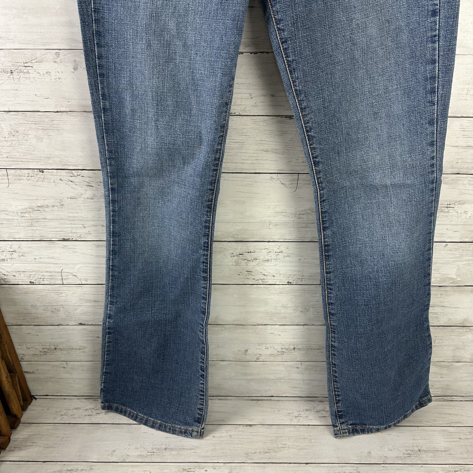 Levi’s Women’s 515 Jeans Bootcut 8 long Nouveau VTG 2004 30x33"