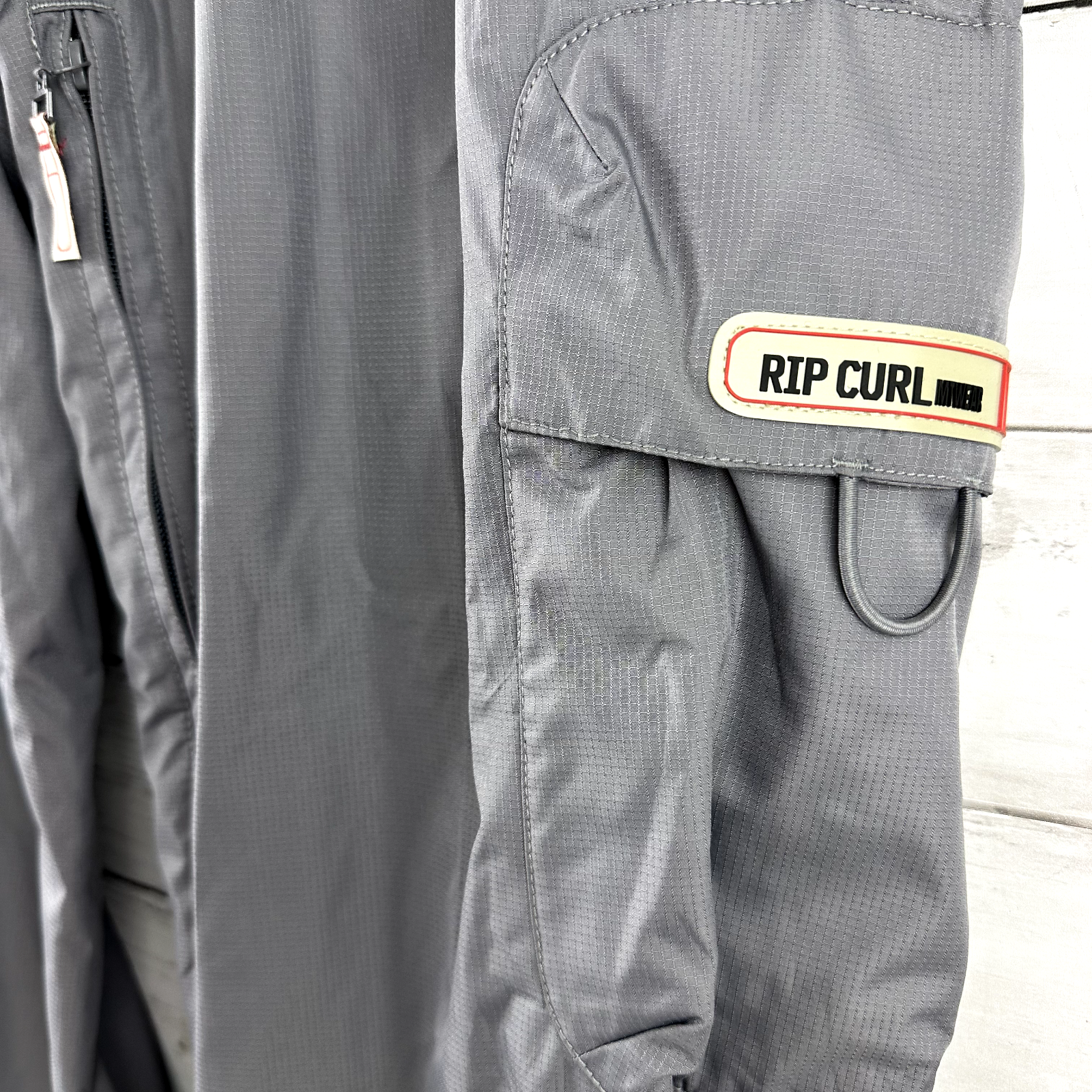 Vtg Ripcurl Mountainwear 2001 Womens juniors Snow Pants sz XL NWT Deadstock gray