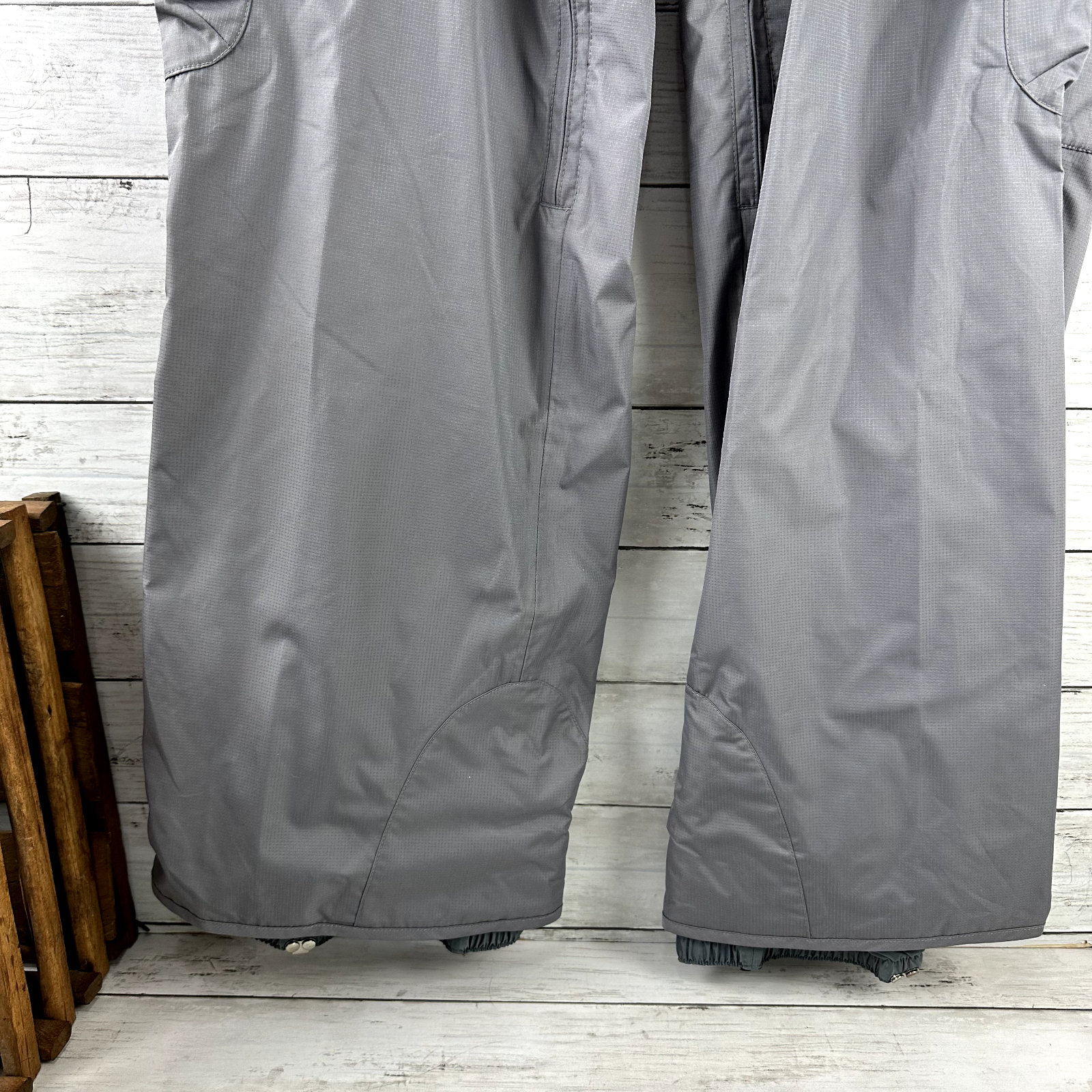 Vtg Ripcurl Mountainwear 2001 Womens juniors Snow Pants sz XL NWT Deadstock gray