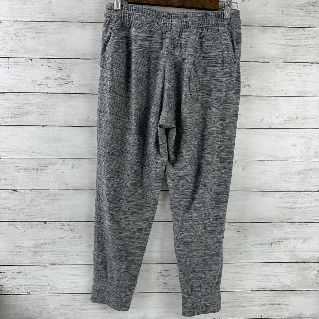 The North Face Womens Small gray capri jogger pants (measures 27x23")