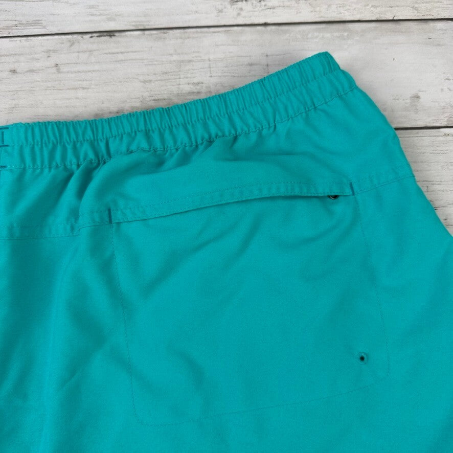 The North Face Womens Shorts Size XL 3 Pockets Running Hiking Gym Travel teal