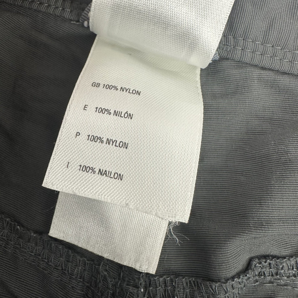 The North Face Shorts Mens 36 Hiking Gray (measures 35x11.25") Outdoor Nylon