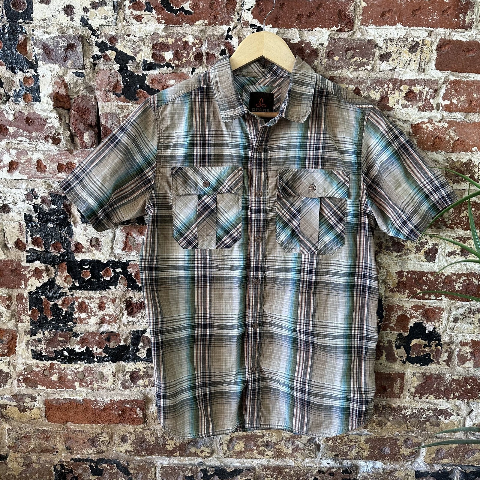 PrAna Short Sleeve Button Up Shirt Blue Mens Small Brown Plaid Western