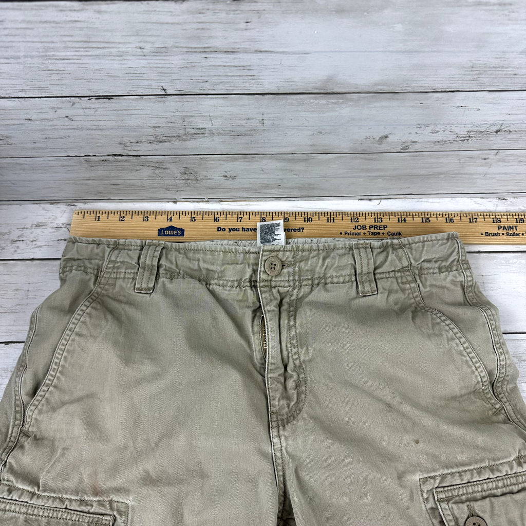 The North Face Men's Size 32 tan Cargo Pocket Hiking Shorts 32" x 11.5"
