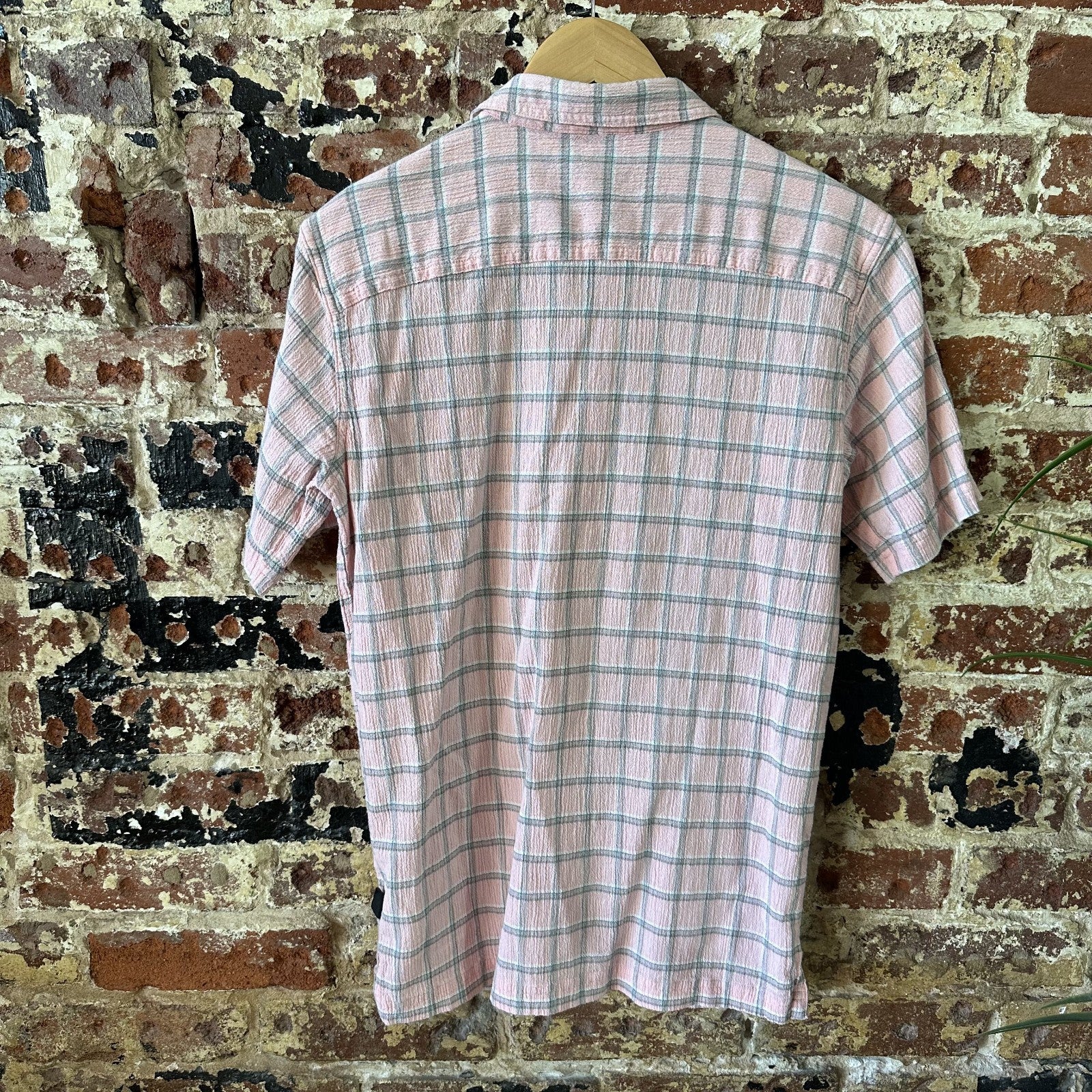 Patagonia Men's Small Button Up Shirt