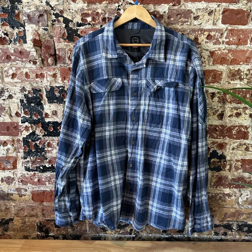 Wrangler ATG Men's 2XL Button Up Shirt