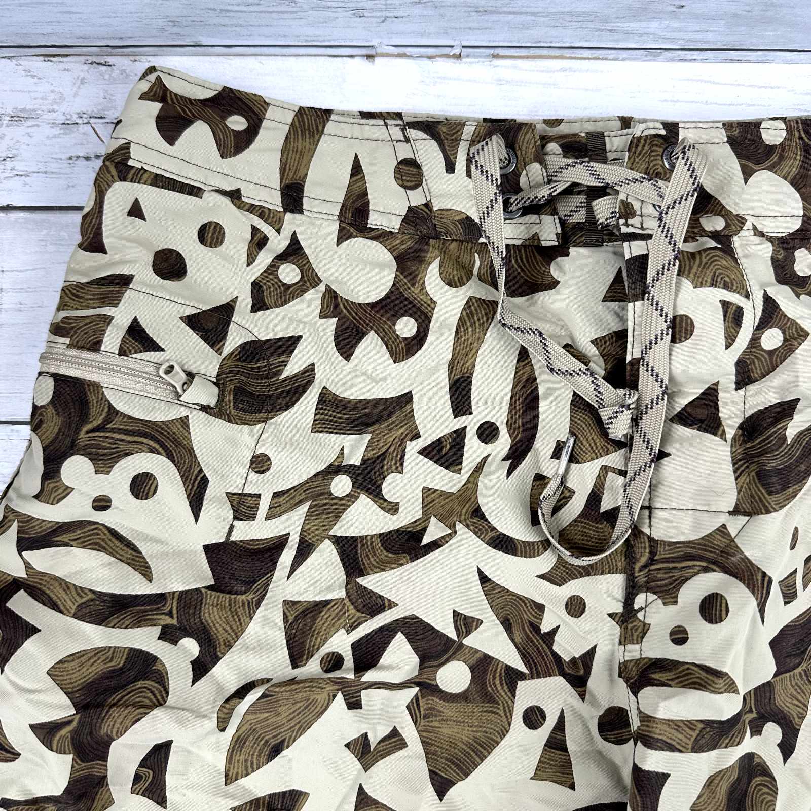 Patagonia brown Nylon Shorts Men Size 32 wavefarer board shorts swim (32x9.5")