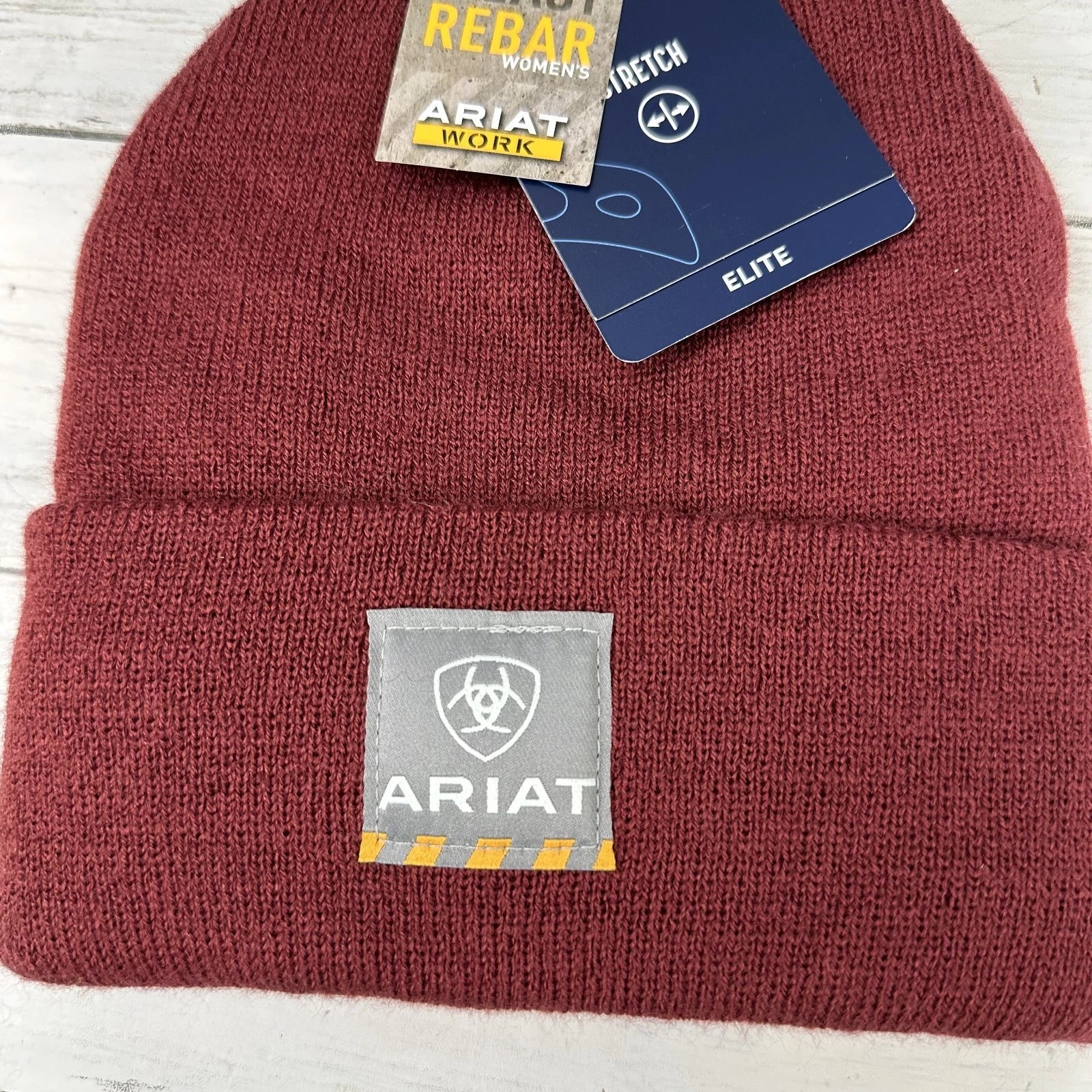Ariat Rebar Women's Beanie Hat 3M Thinsulate Stretch Elite, Cherry Stone NWT
